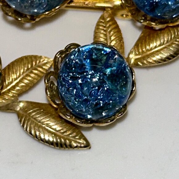 Vintage Gold-Tone Brooch With Blue Crackle Glass Stones & Leaf Design Rivet Set - Picture 6 of 16